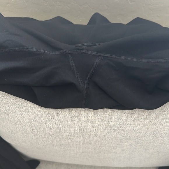 Lululemon tight - Picture 7 of 7